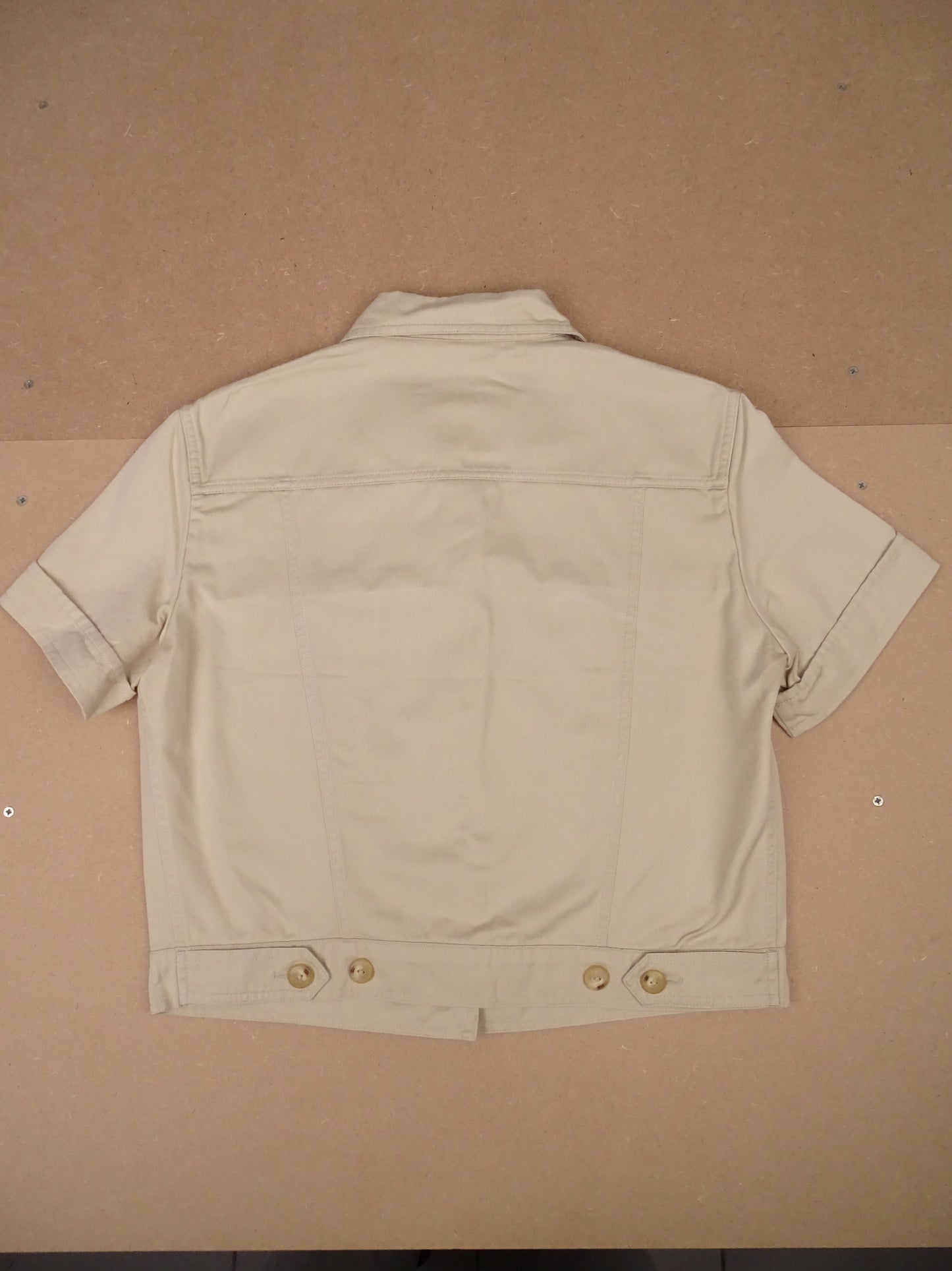 Veste Chemise Courte / Crop Burberry Beige Avec Poches L Femme