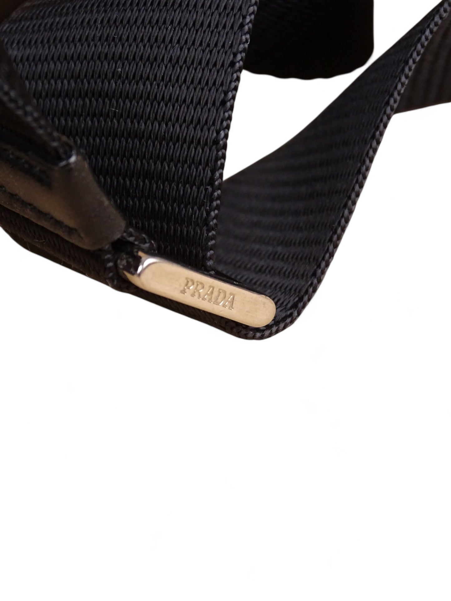 Prada Sacoche / Sac Nylon Noir Crossbody