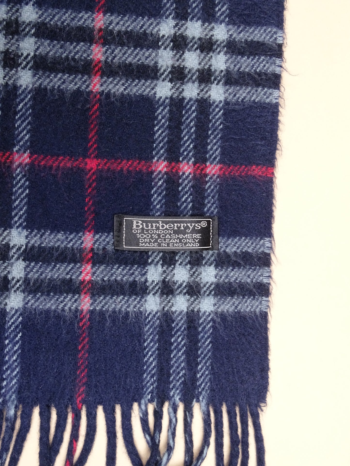 Écharpe Burberry Bleu Marine Cachemire Réversible Nova Check 203 Cm Long