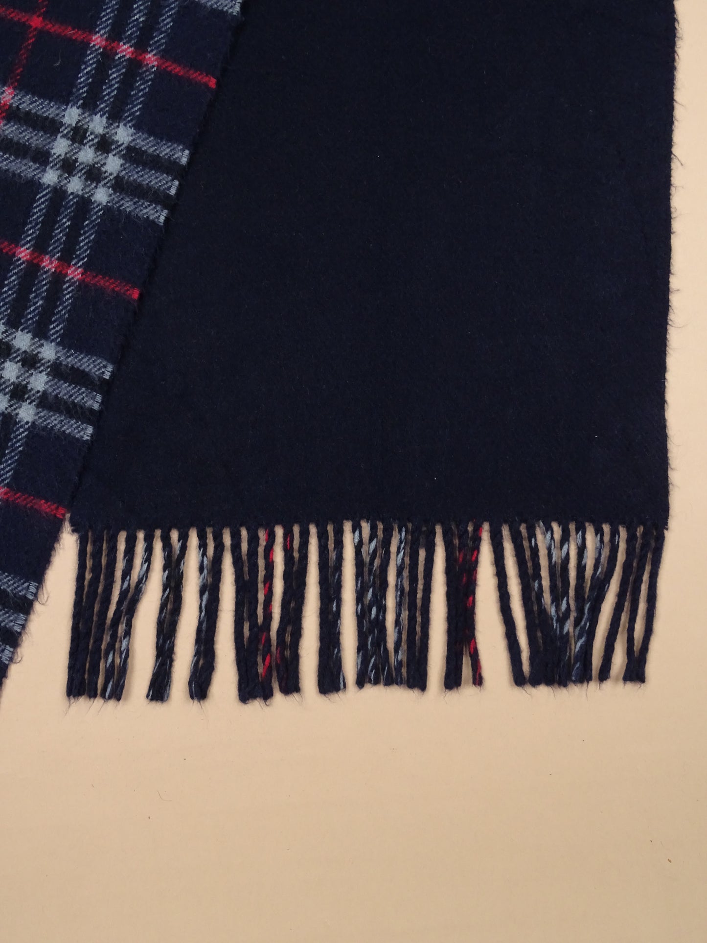 Écharpe Burberry Bleu Marine Cachemire Réversible Nova Check 203 Cm Long