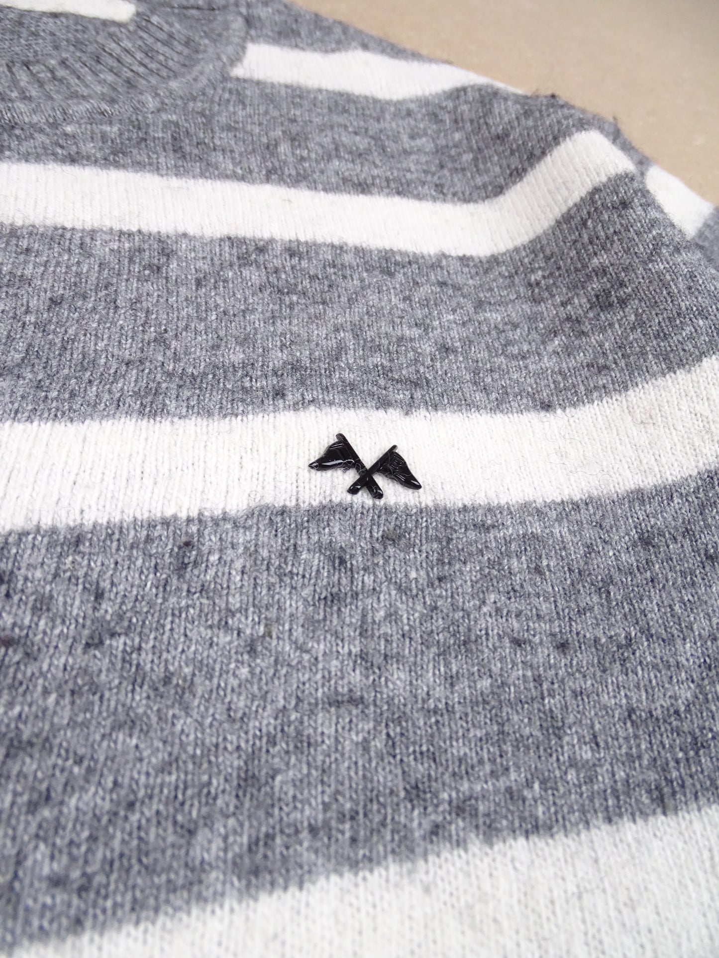 Pull Burberry Col Rond Rayé Gris Blanc S Homme