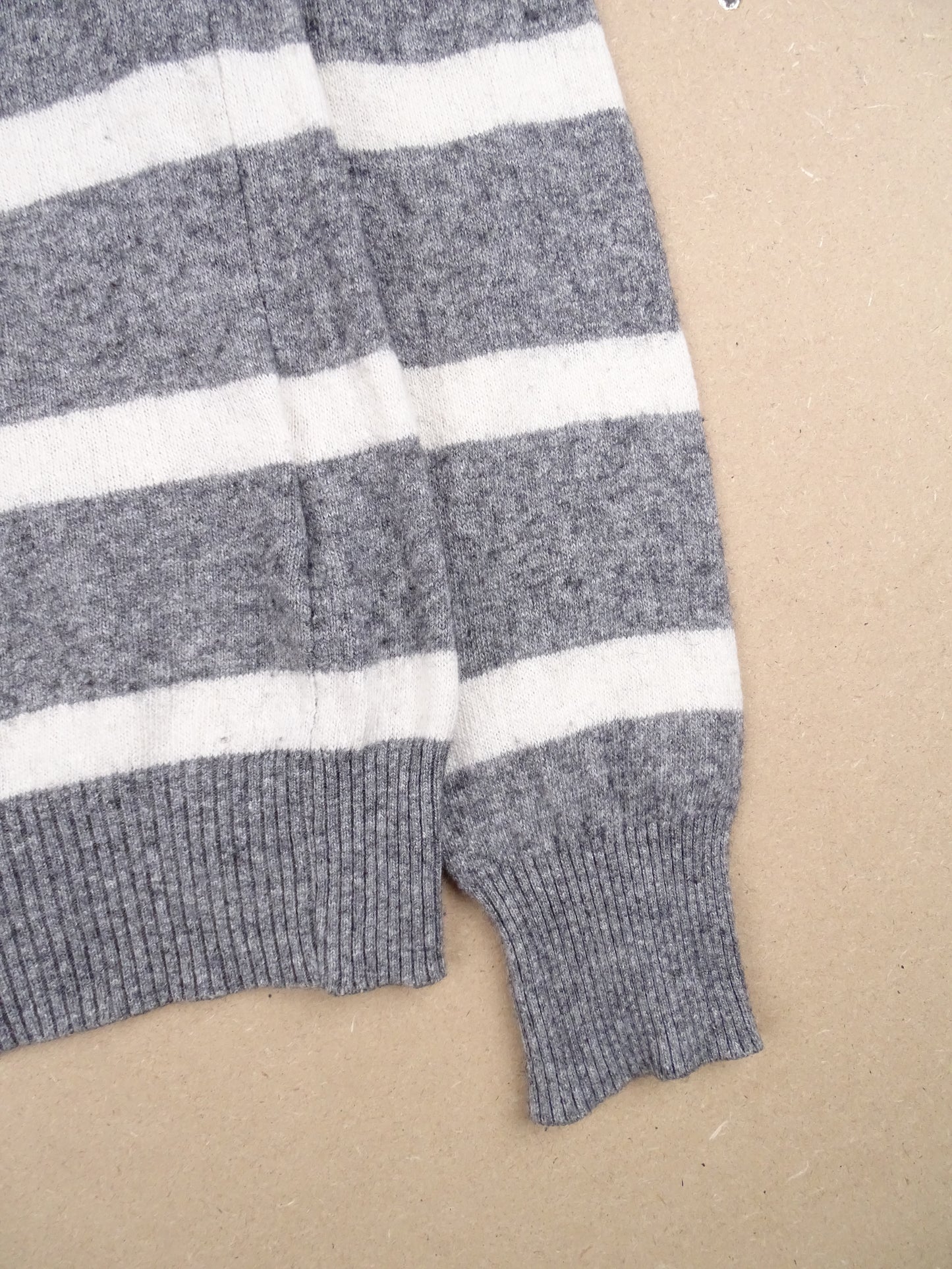 Pull Burberry Col Rond Rayé Gris Blanc S Homme