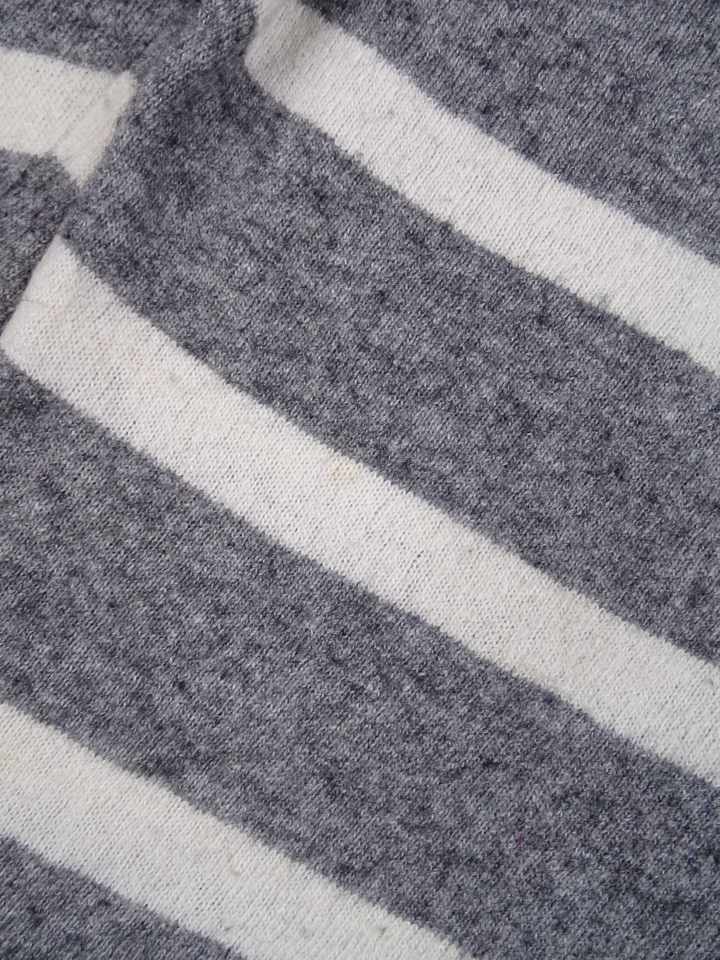 Pull Burberry Col Rond Rayé Gris Blanc S Homme