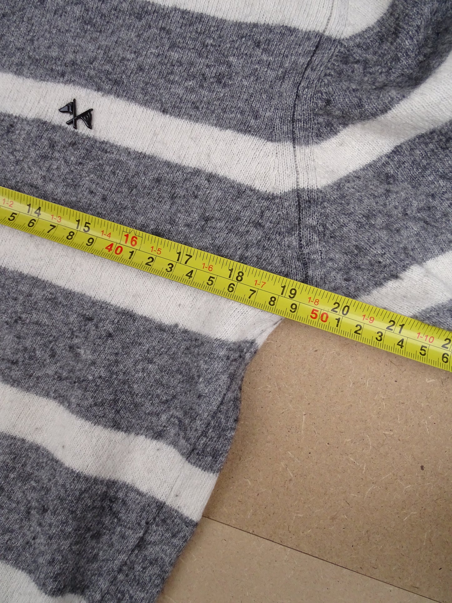 Pull Burberry Col Rond Rayé Gris Blanc S Homme