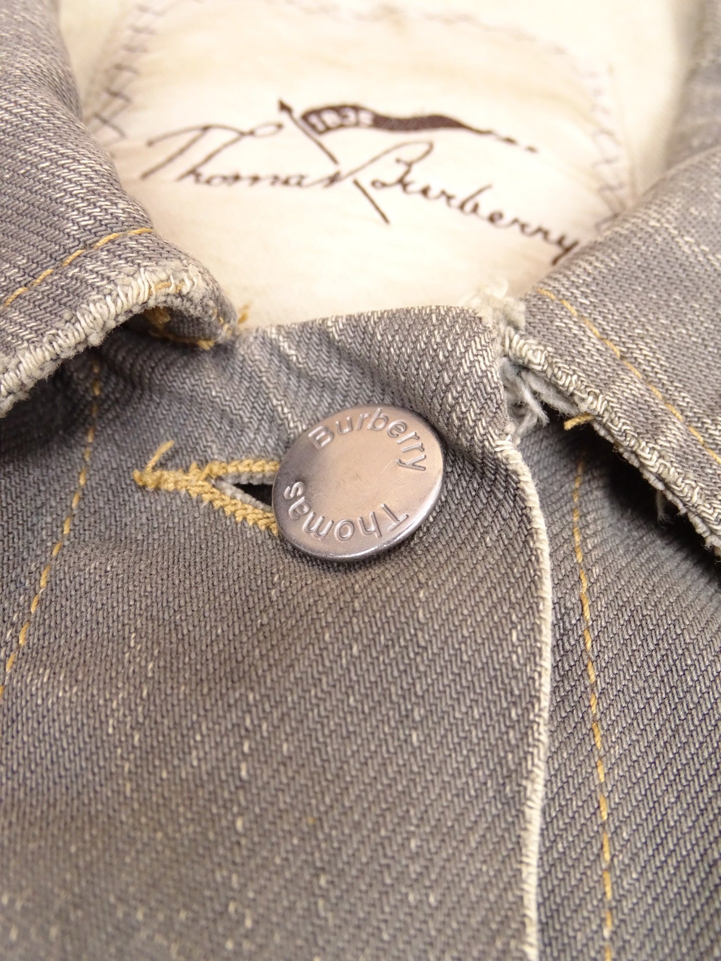 Veste En Jean Grise Déchirée Burberry Femme M