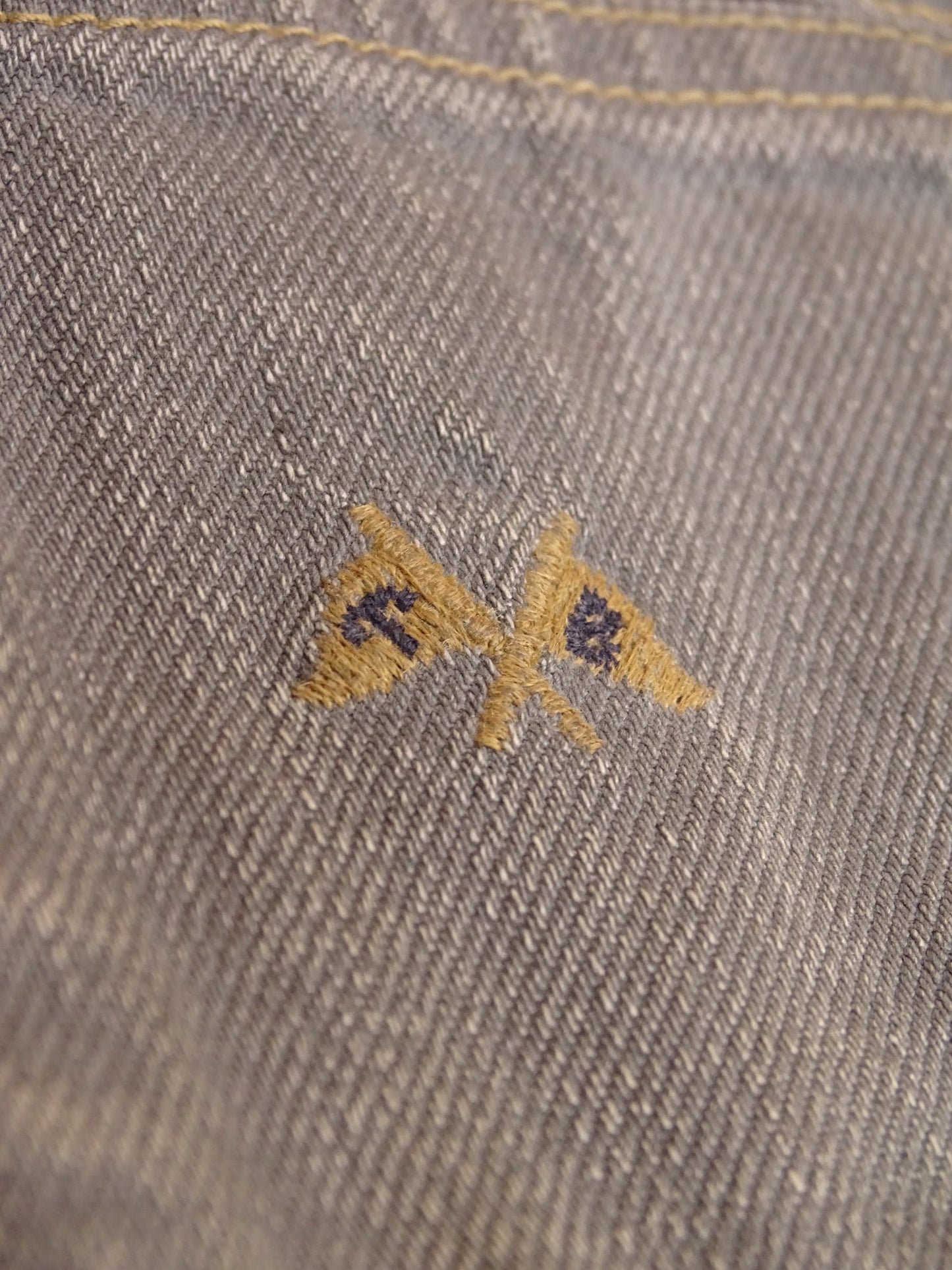Veste En Jean Grise Déchirée Burberry Femme M
