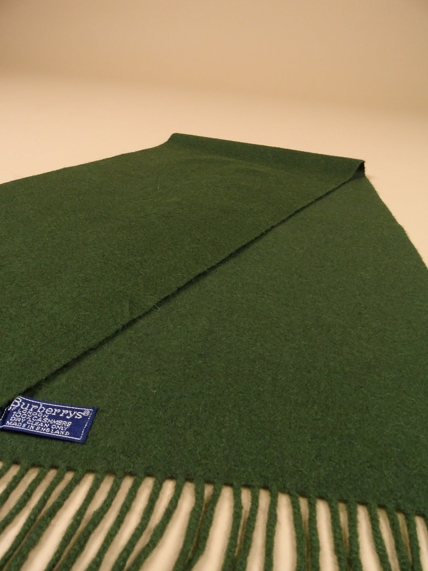 Écharpe Burberry Verte Unie 100% Cachemire 133 Cm Long